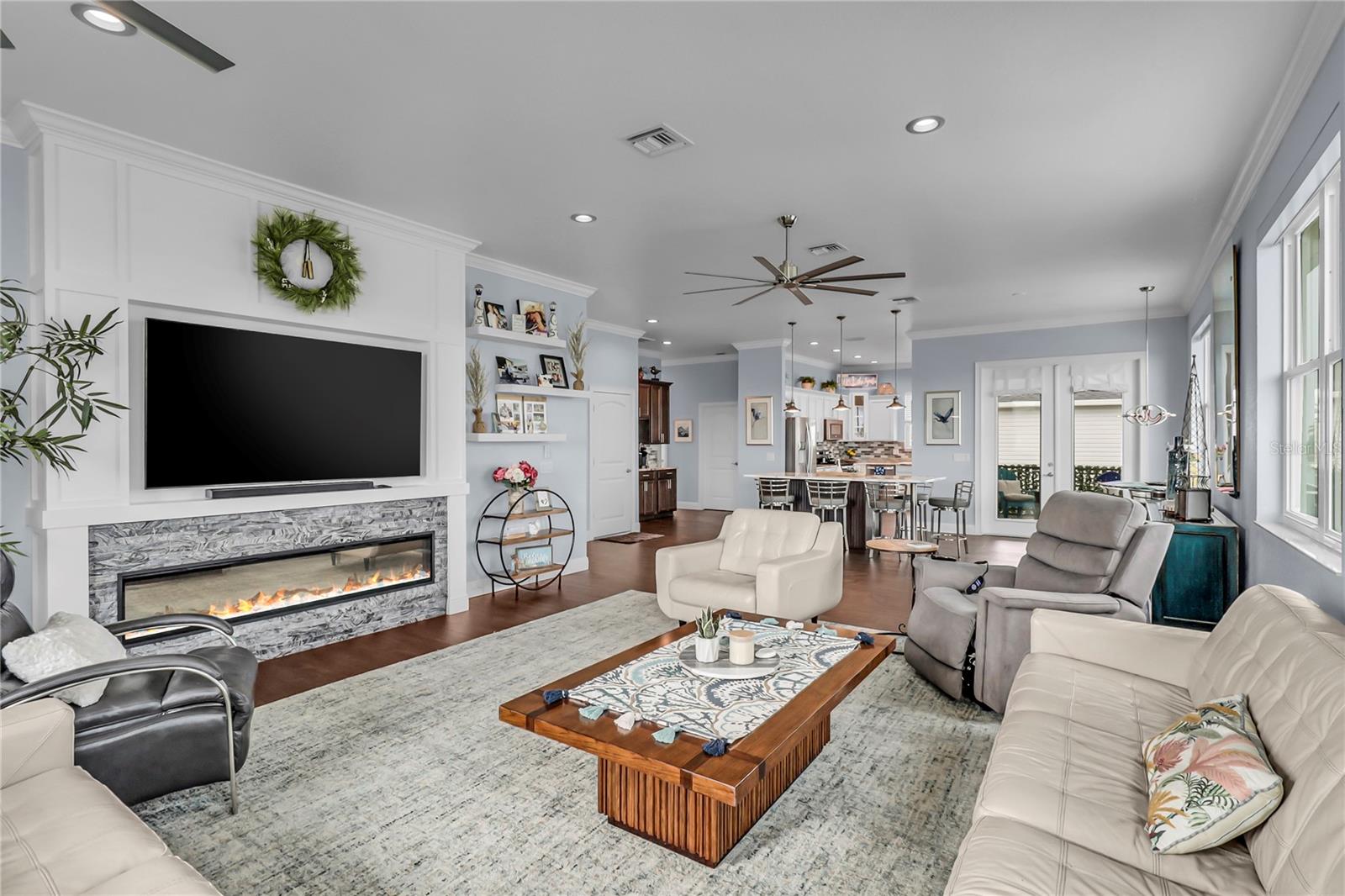 HERNANDO BEACH - Residential