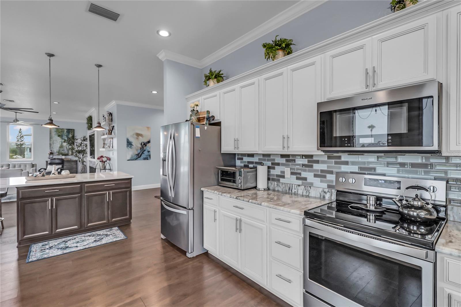 HERNANDO BEACH - Residential