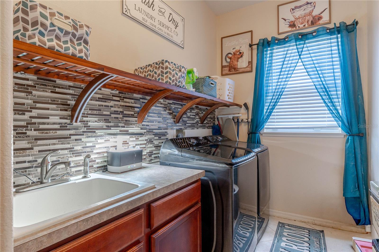 GRAND RESERVE - Residential