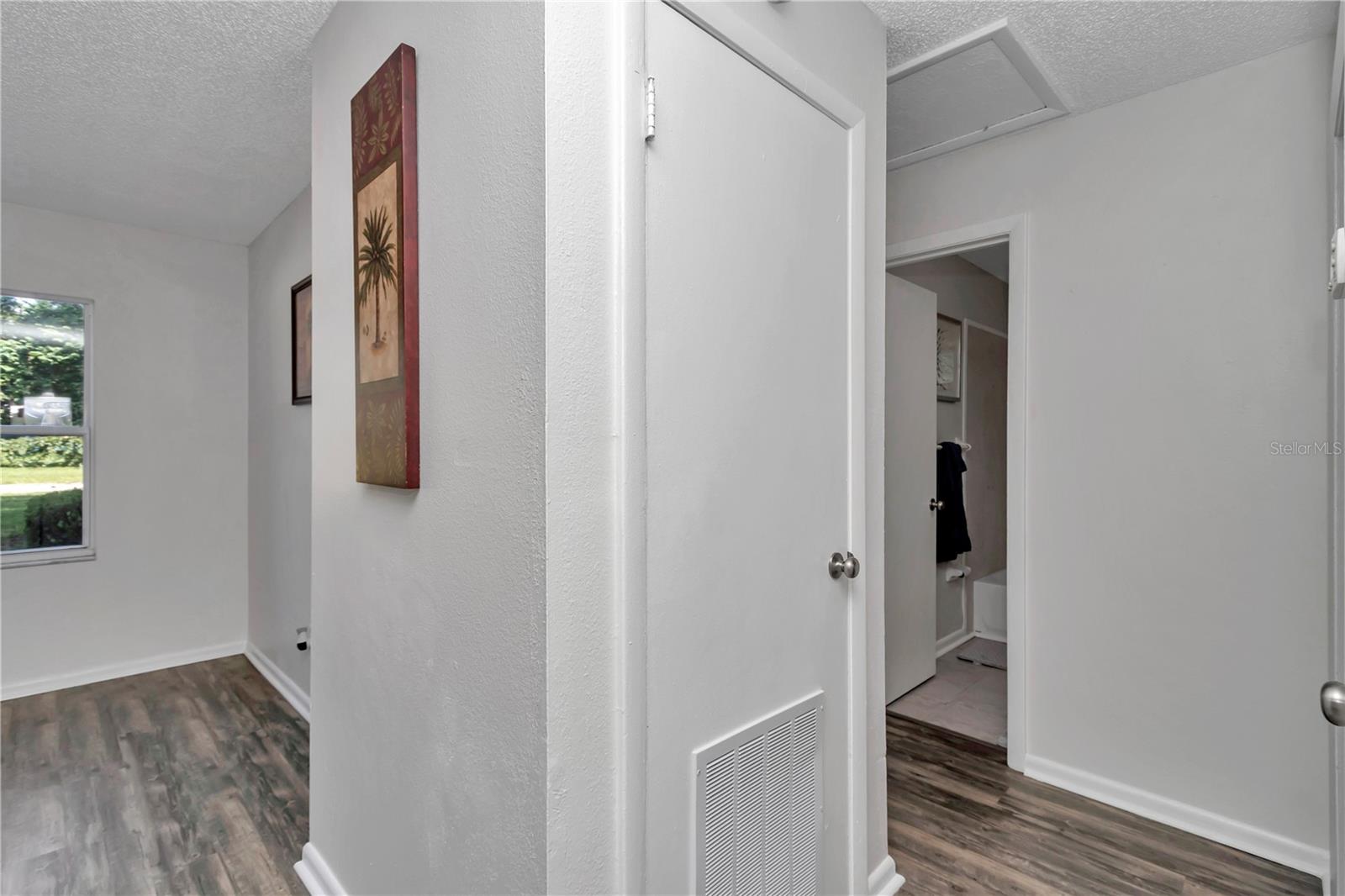 BELLEVIEW HEIGHTS ESTATE - Residential Lease