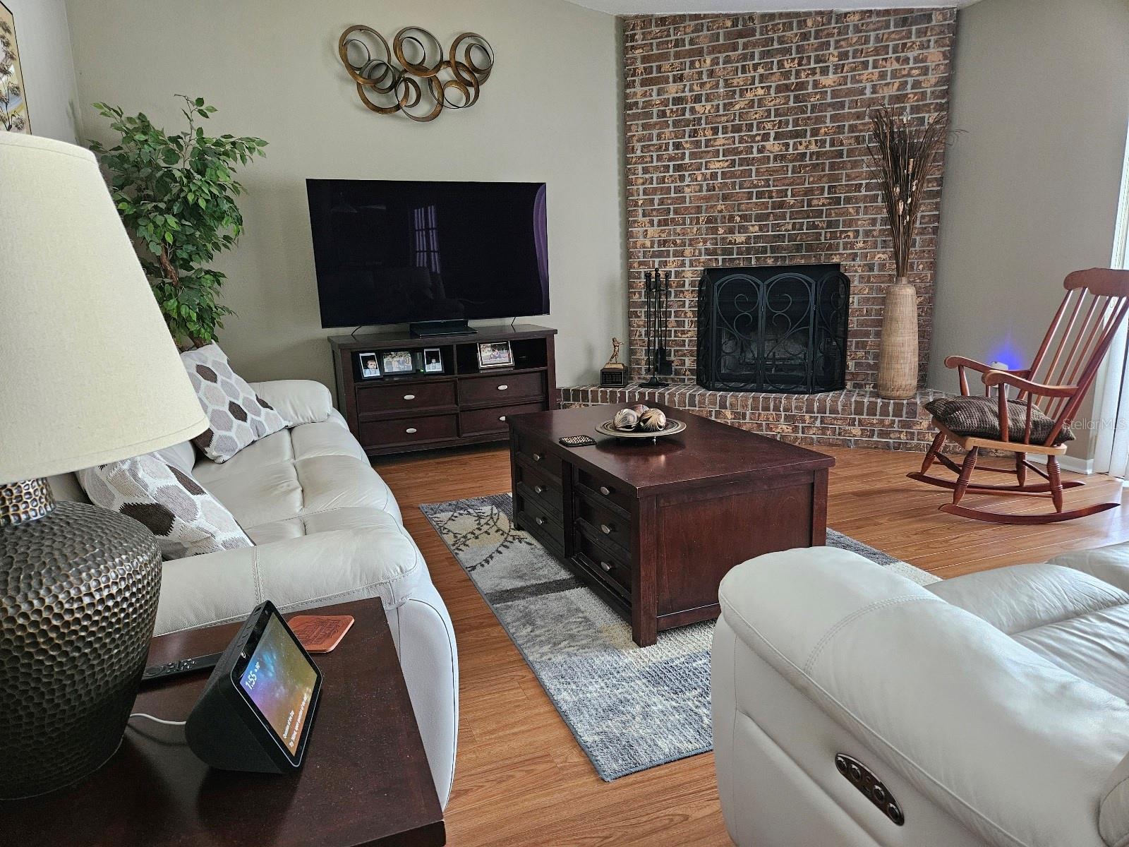 BLOOMINGDALE SEC M UNIT - Residential