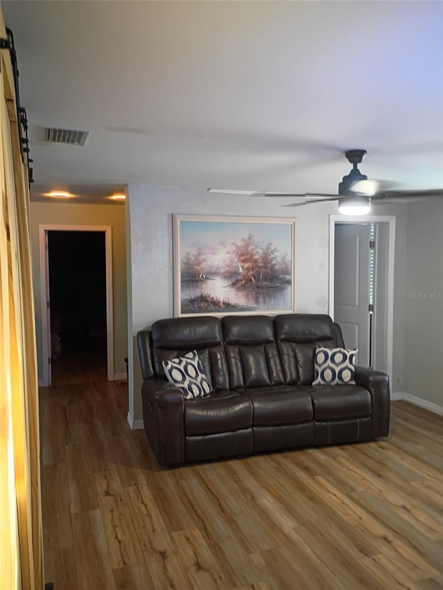 SPRING HILL - Residential