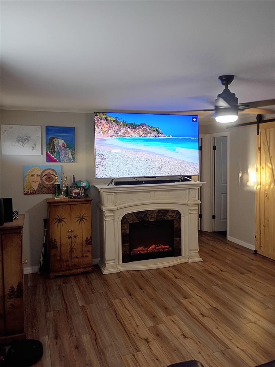 SPRING HILL - Residential