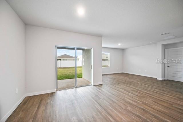 STAR FARMS - Residential Lease