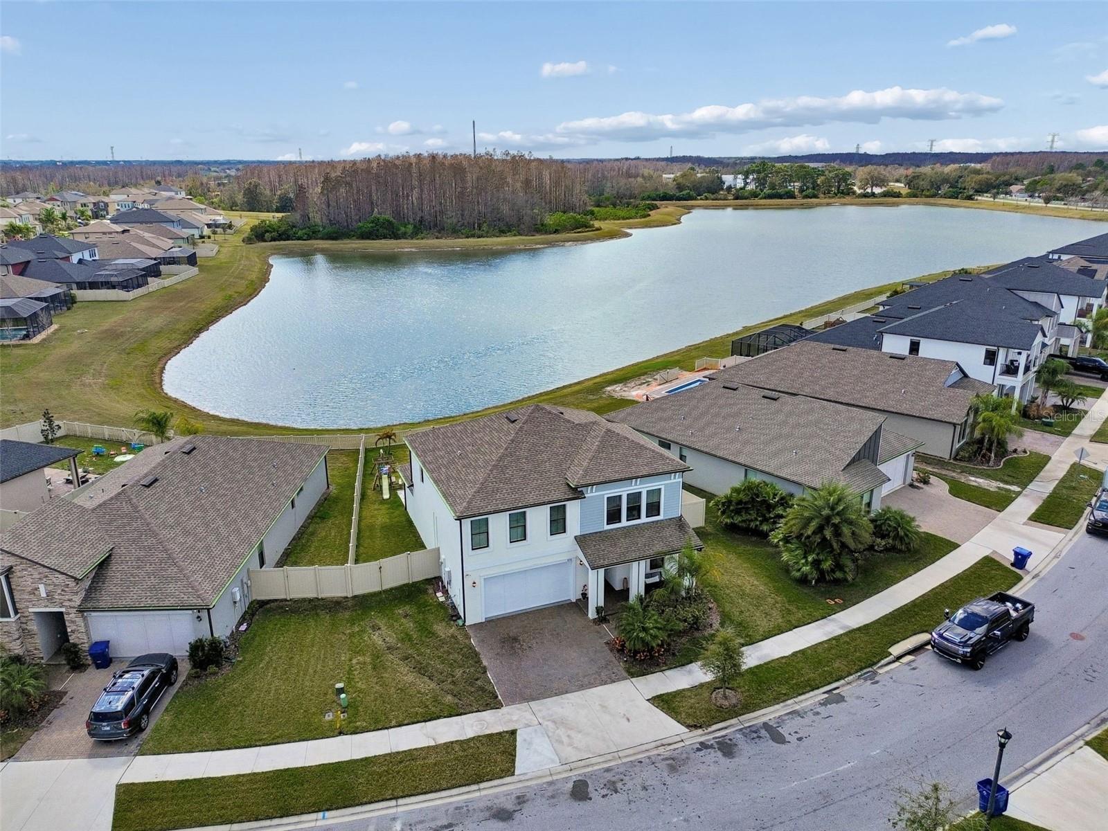 BRYANT SQUARE ESTATES - Residential