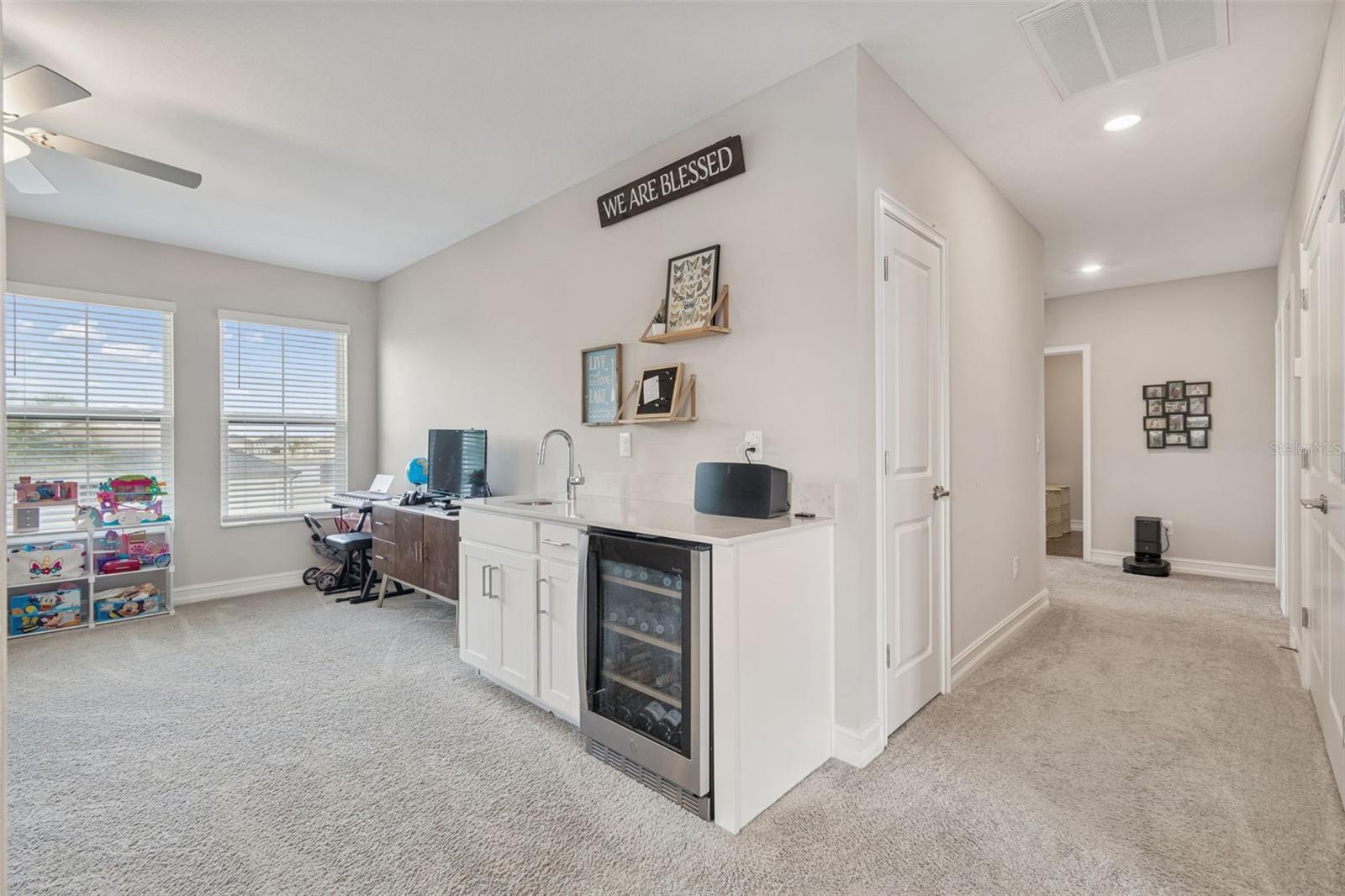 BRYANT SQUARE ESTATES - Residential