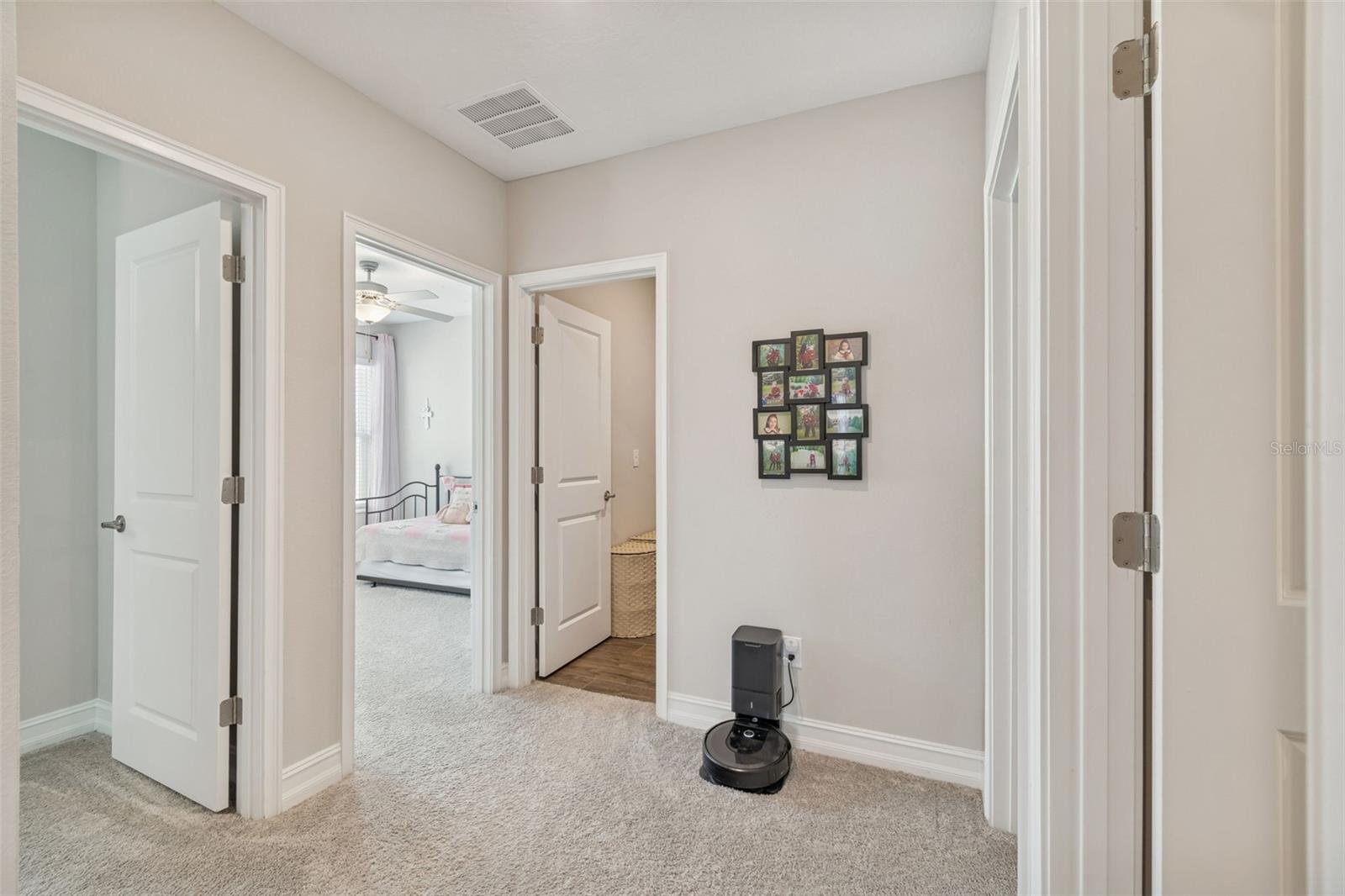 BRYANT SQUARE ESTATES - Residential