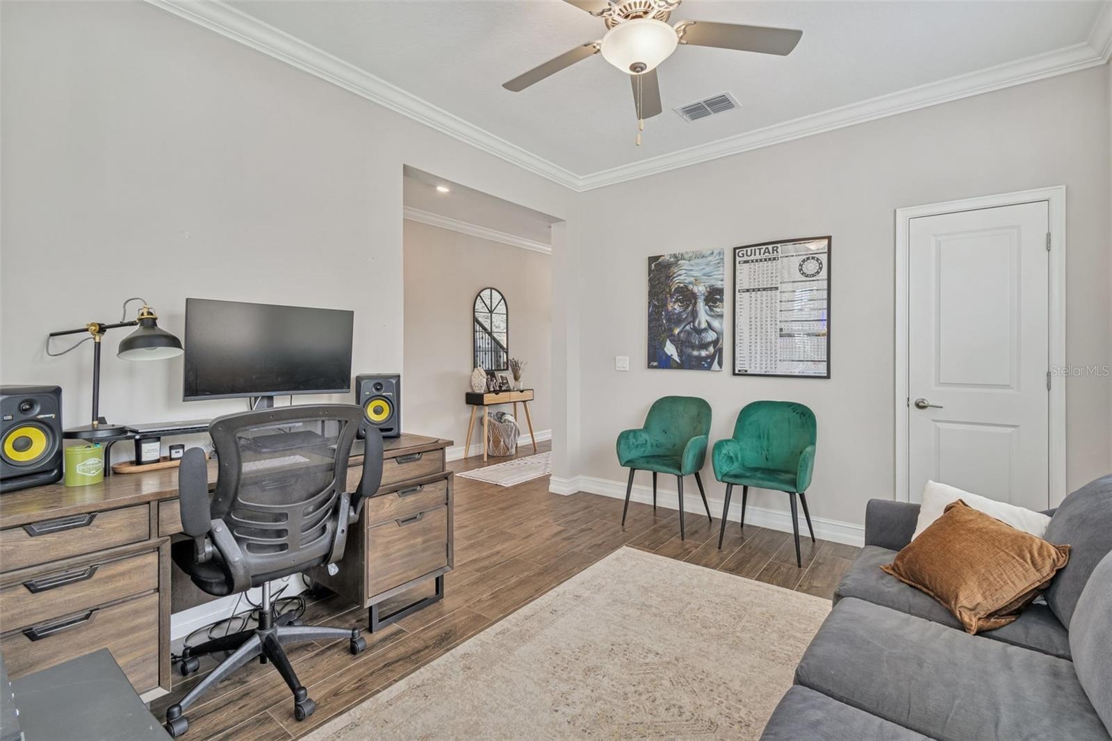 BRYANT SQUARE ESTATES - Residential