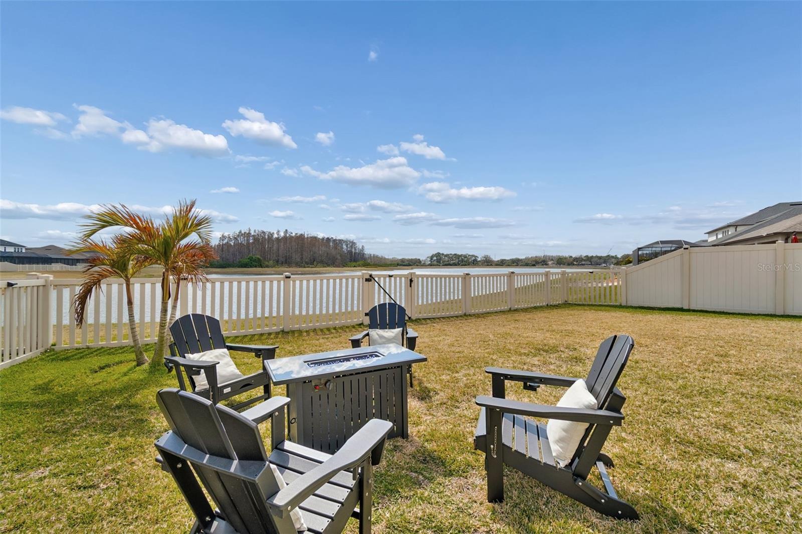 BRYANT SQUARE ESTATES - Residential