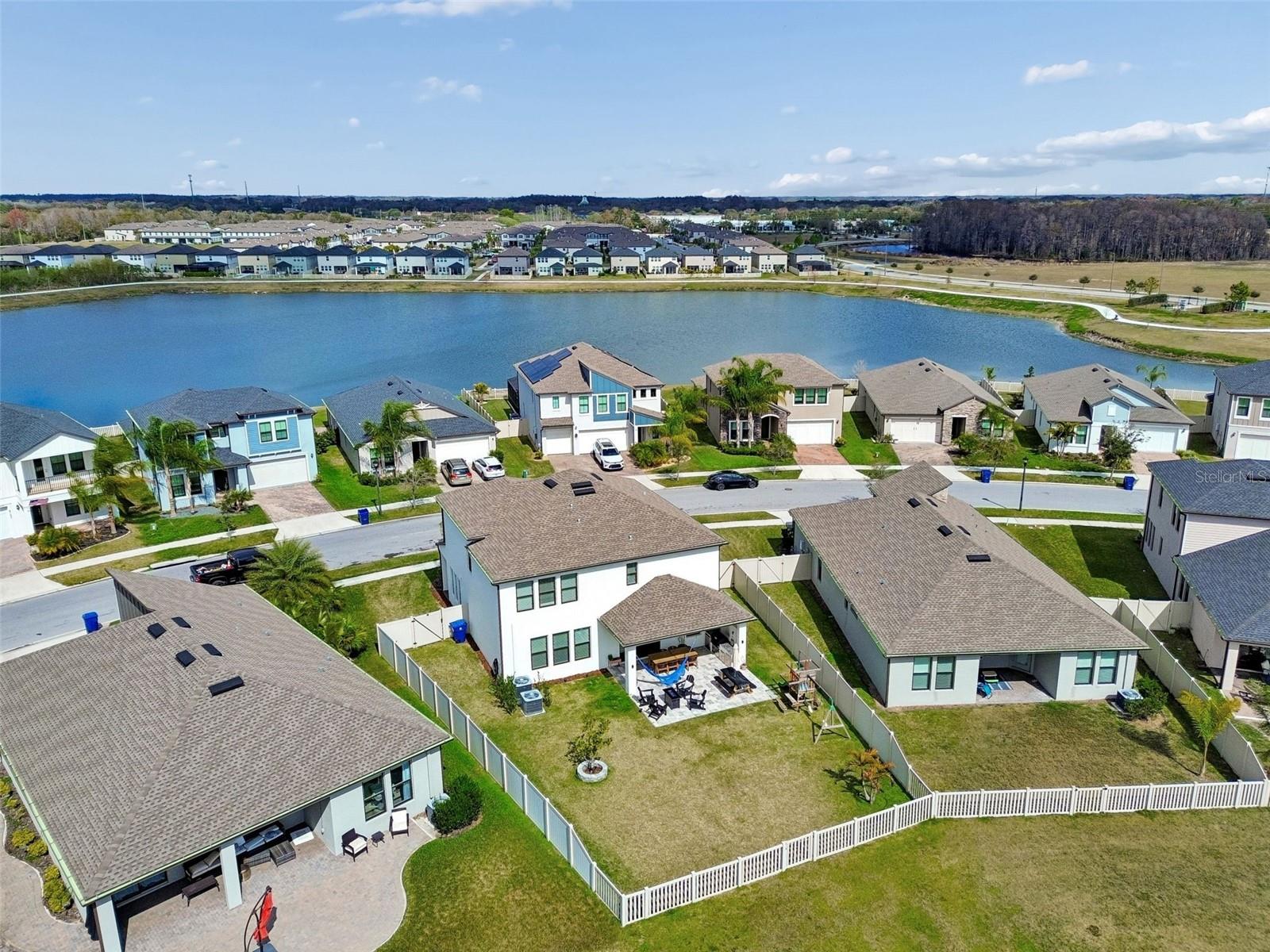 BRYANT SQUARE ESTATES - Residential