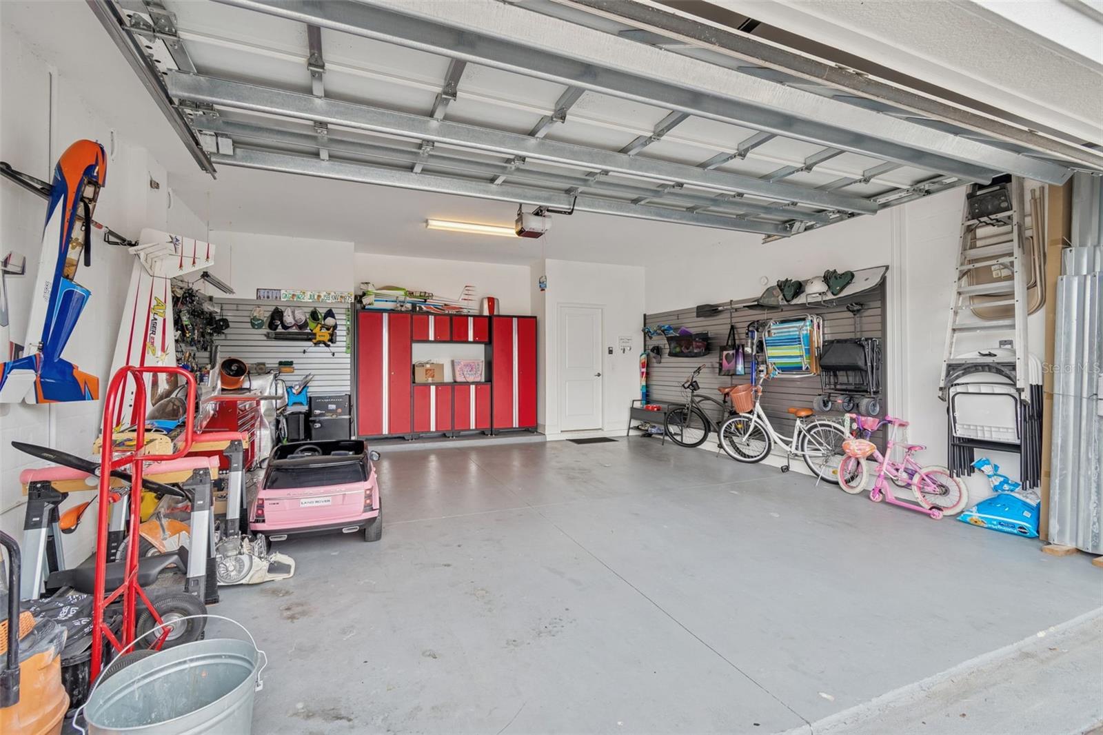 BRYANT SQUARE ESTATES - Residential