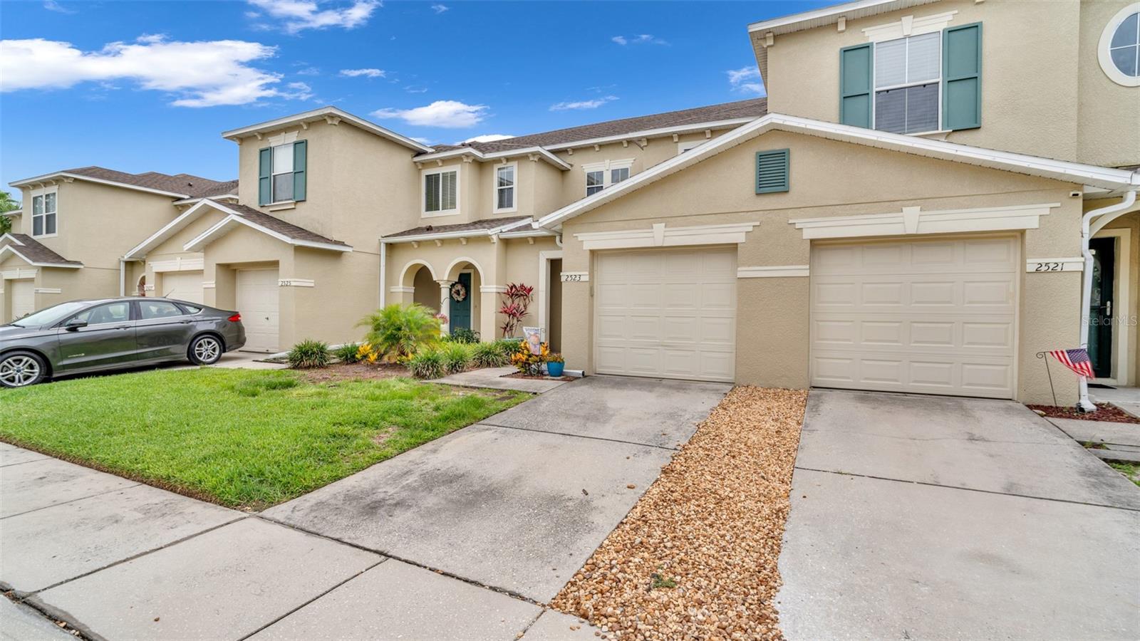 2523 WHITE SAND LANE