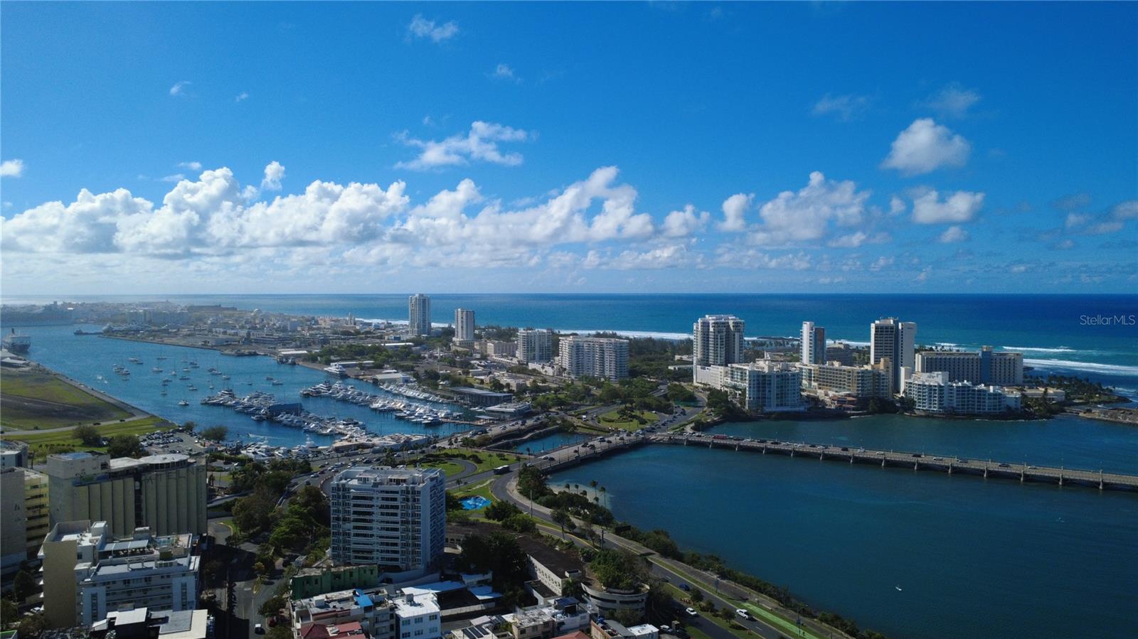 CARIBBEAN TOWERS - Residential