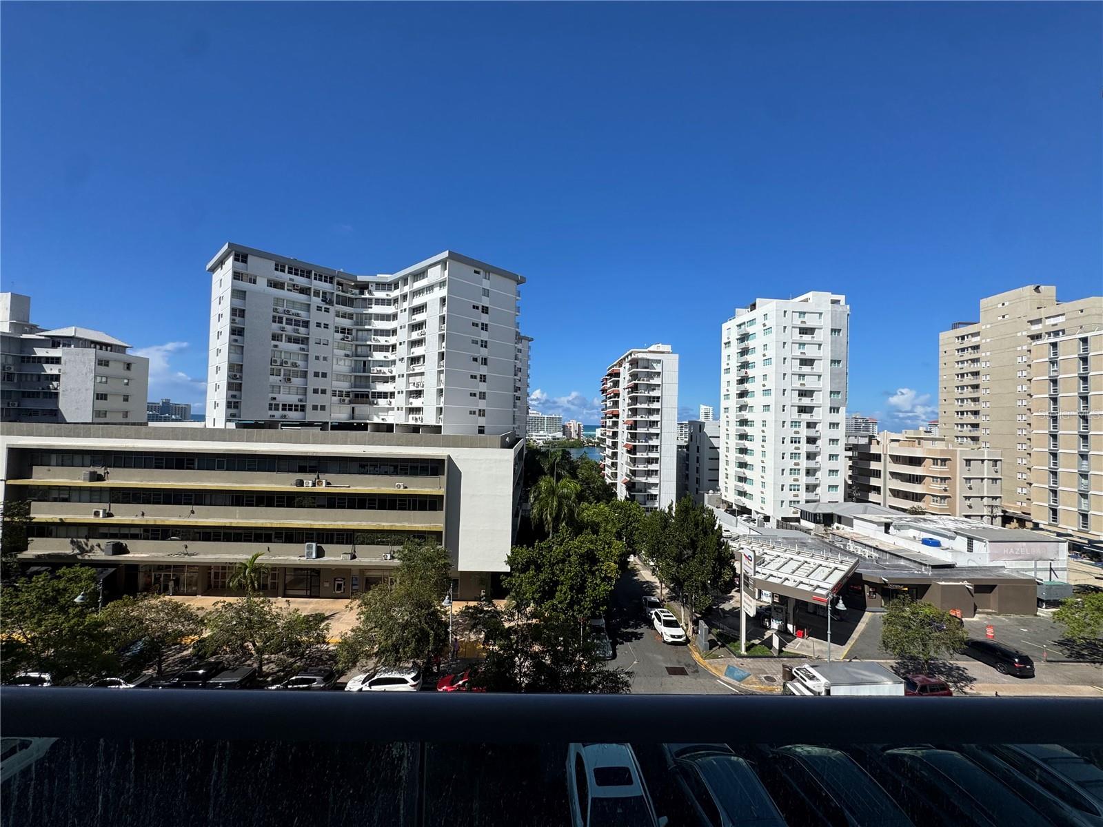 CARIBBEAN TOWERS - Residential