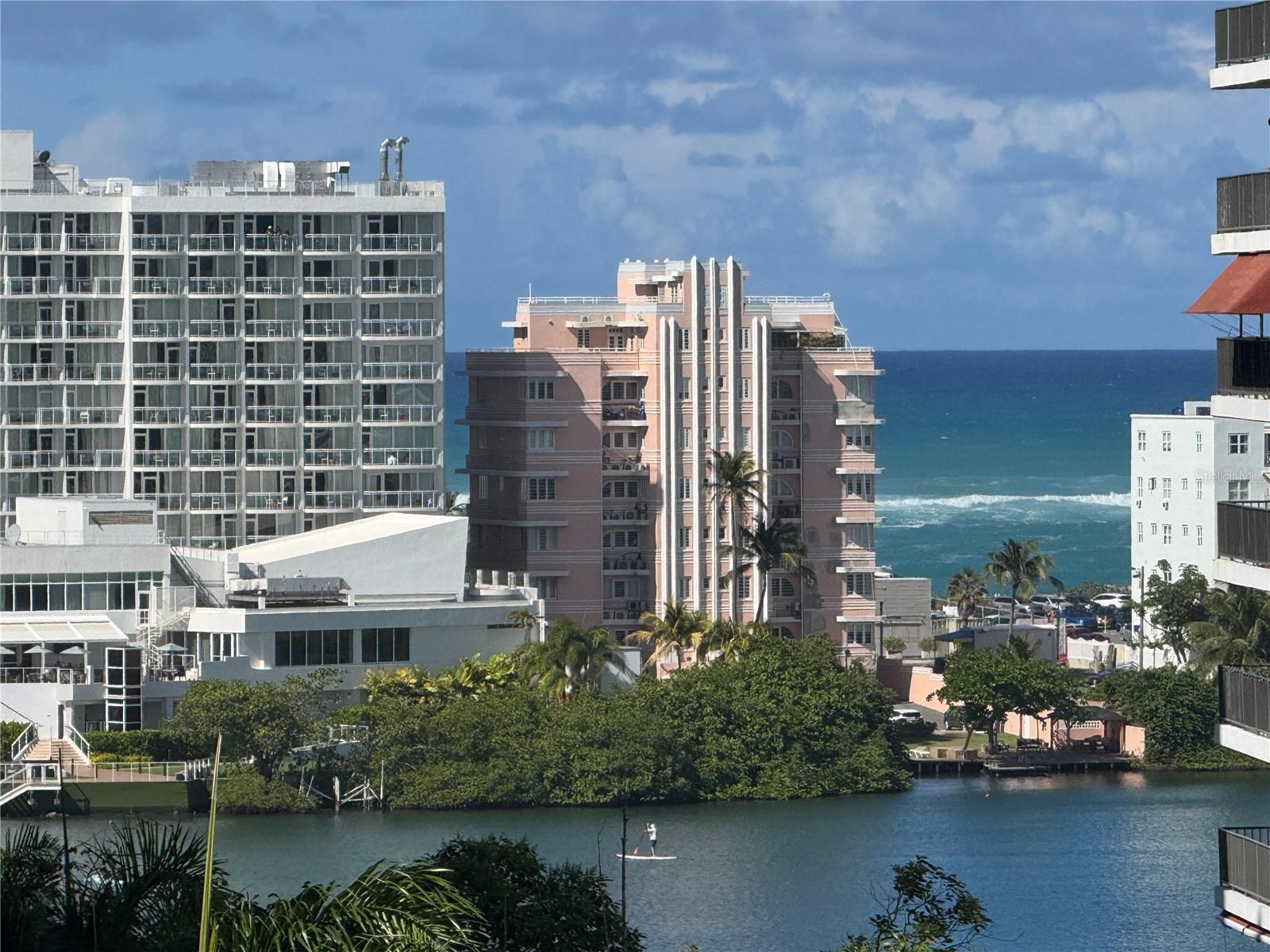 CARIBBEAN TOWERS - Residential
