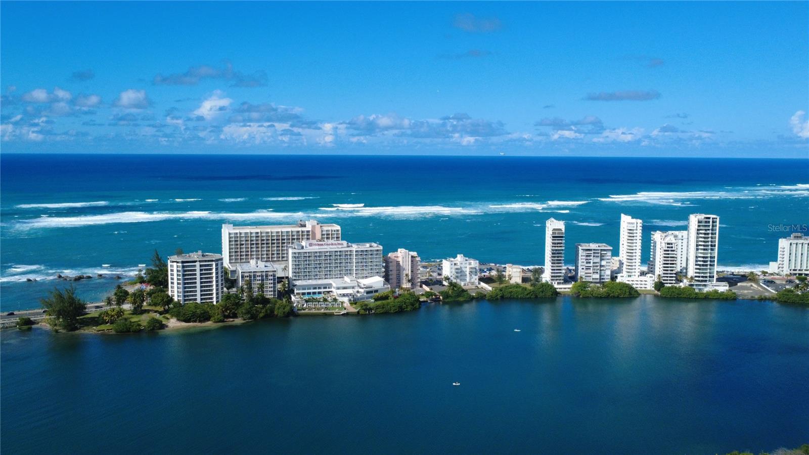 CARIBBEAN TOWERS - Residential
