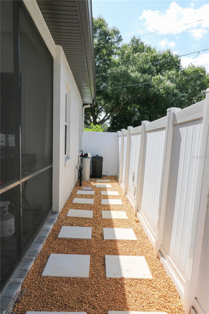 LAND LACKEY ESTATES UNIT 2 - Residential