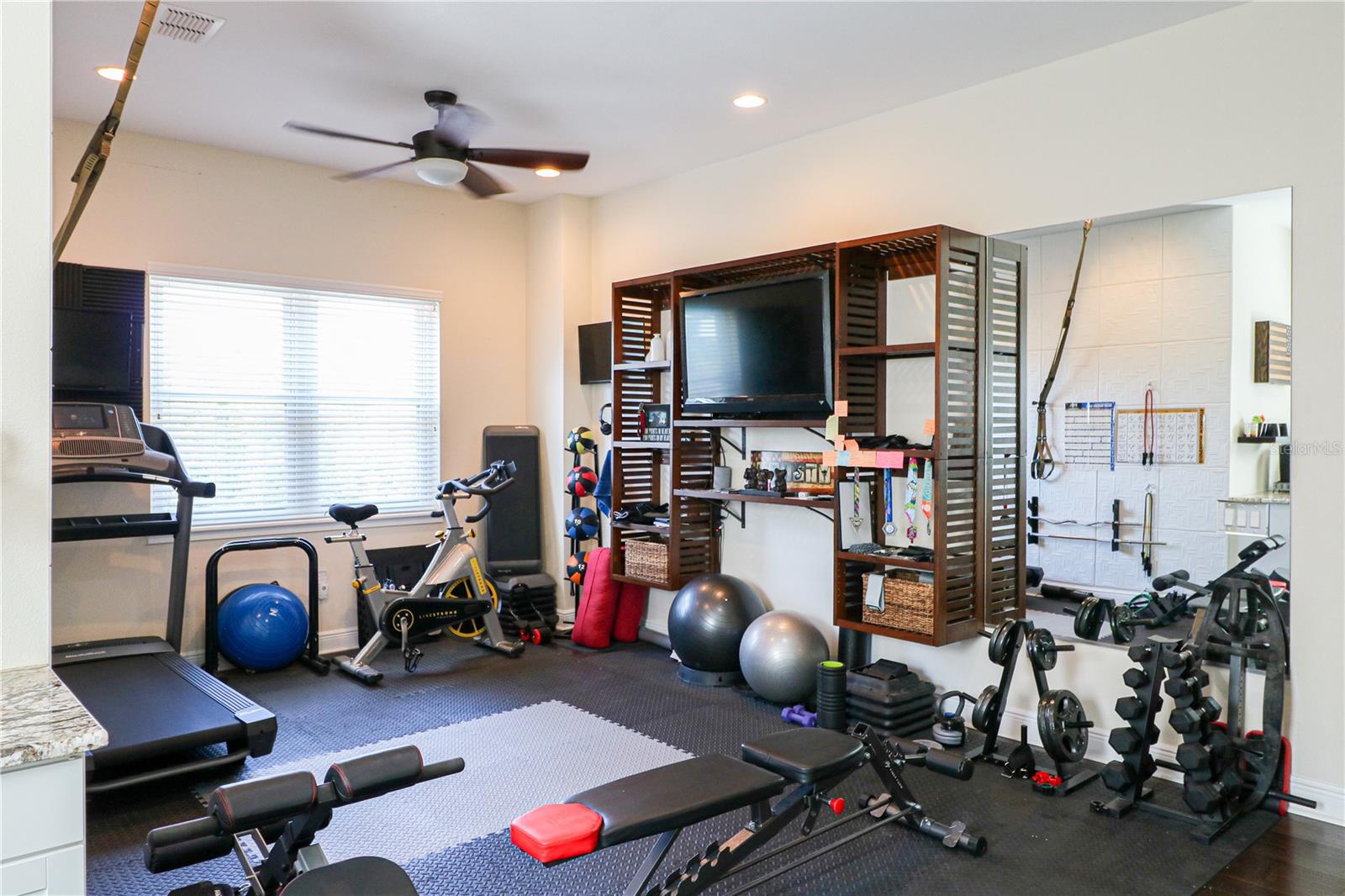 LAND LACKEY ESTATES UNIT 2 - Residential