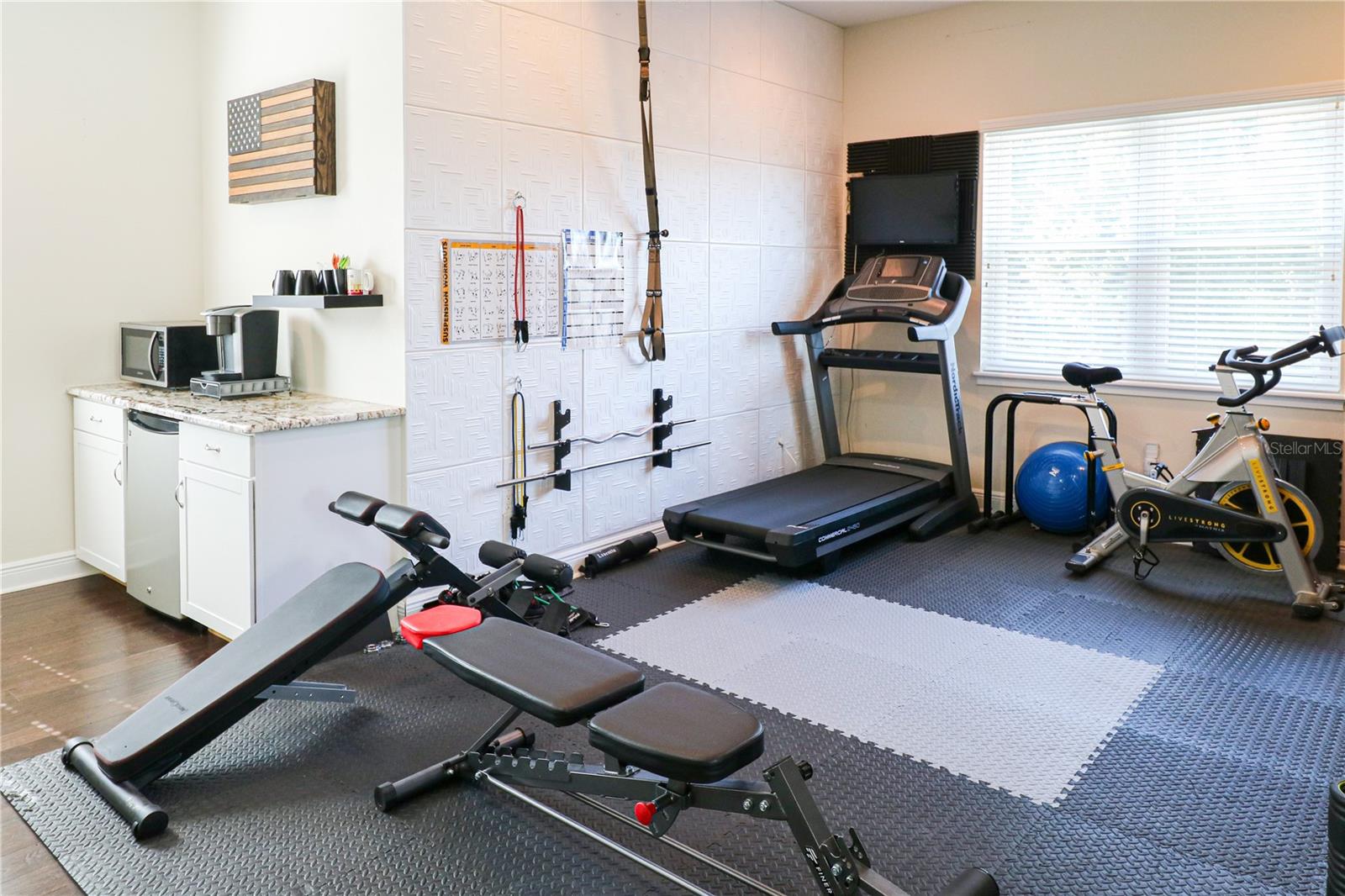 LAND LACKEY ESTATES UNIT 2 - Residential