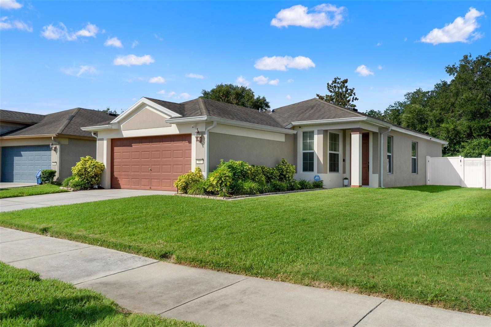 980 HILL FLOWER DRIVE