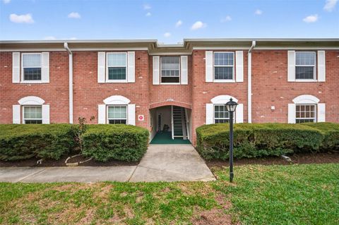 Photo of 3947 35th Way S #131, St Petersburg, FL 33711 (MLS # TB8469456)