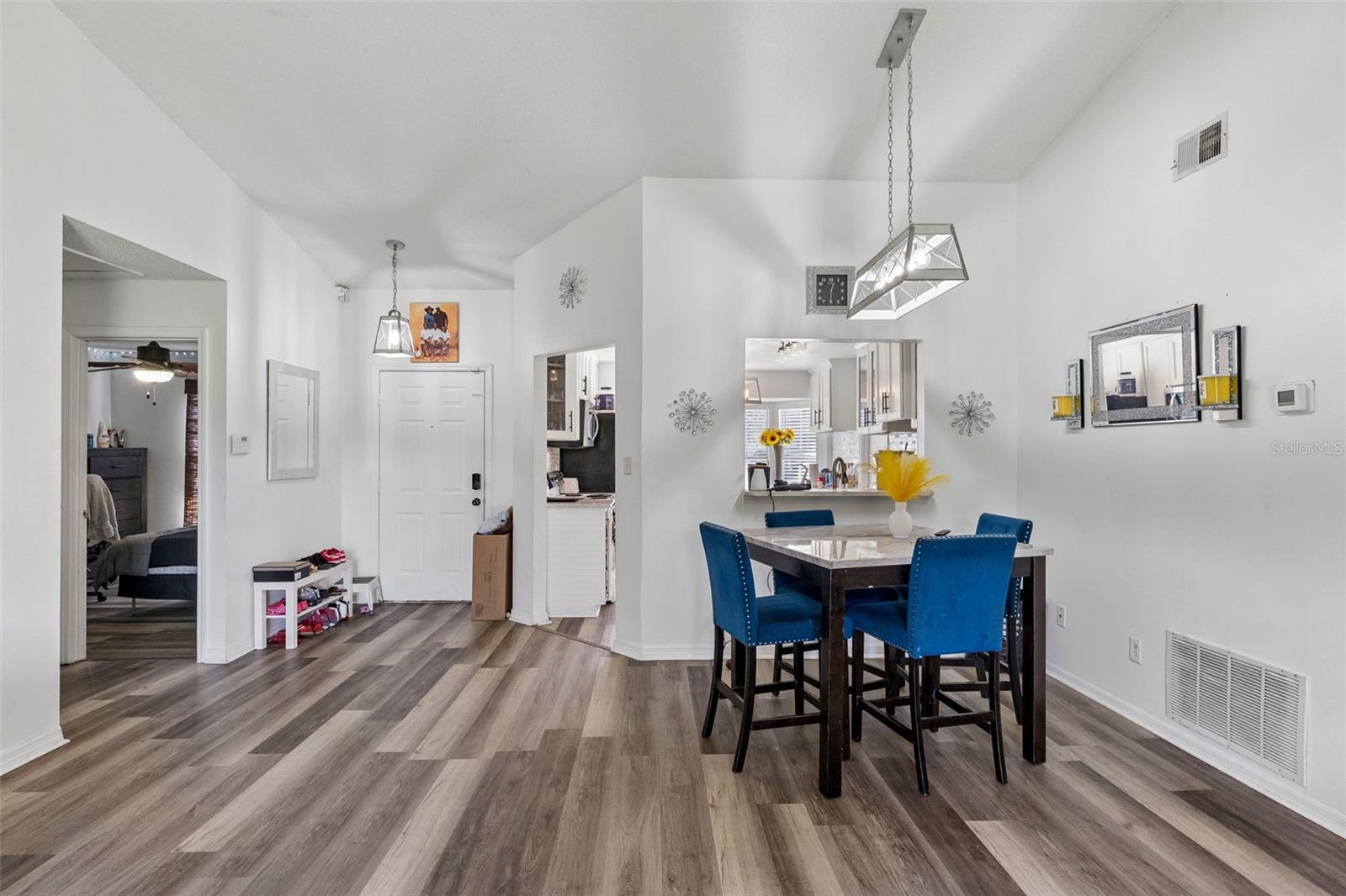 2204 BRIDGEWOOD TRAIL