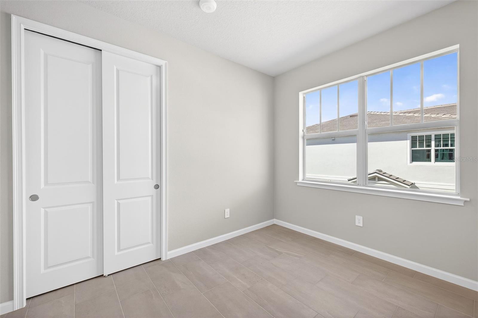 LAKESPUR AT WELLEN PARK - Residential