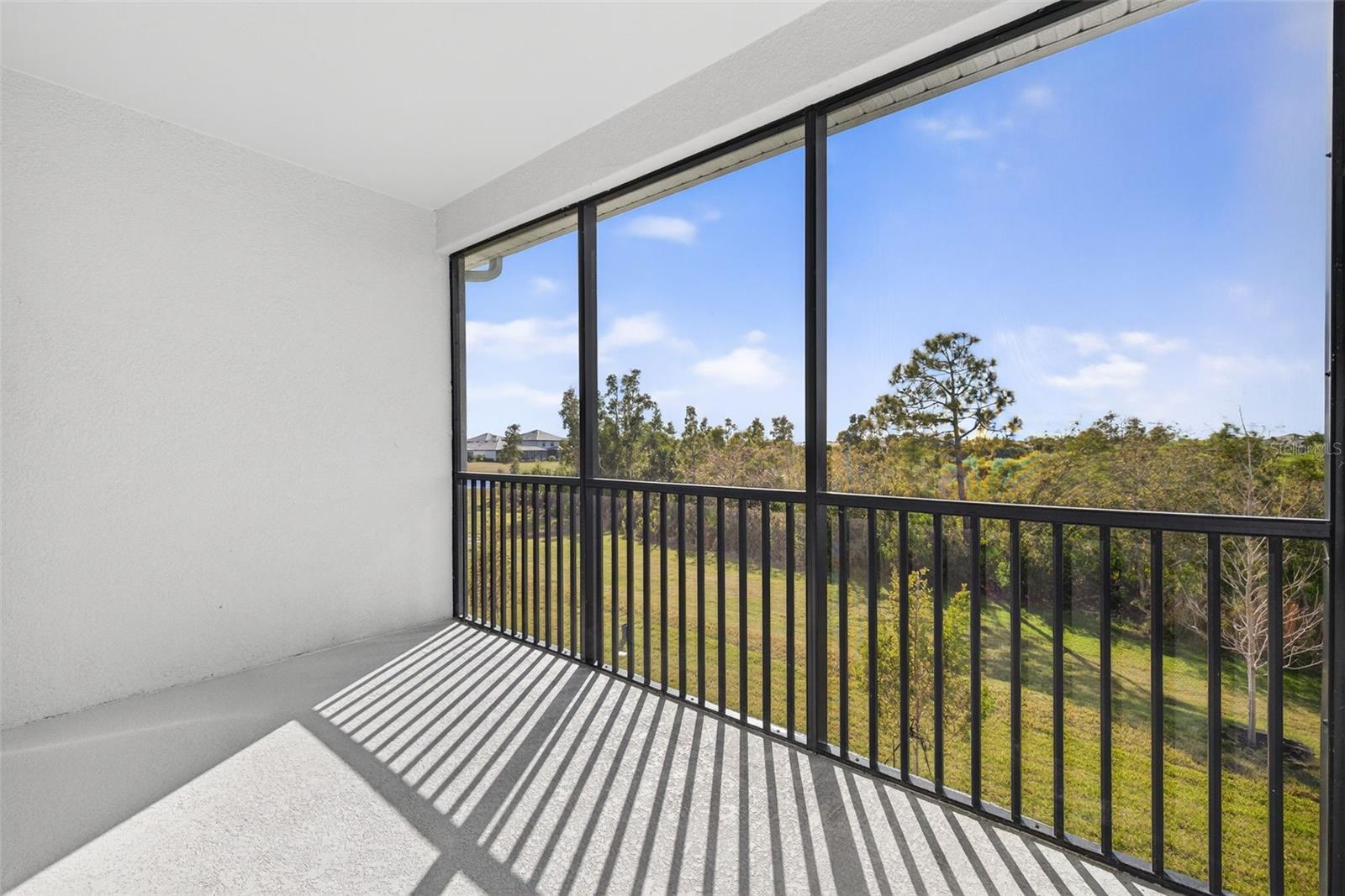 LAKESPUR AT WELLEN PARK - Residential