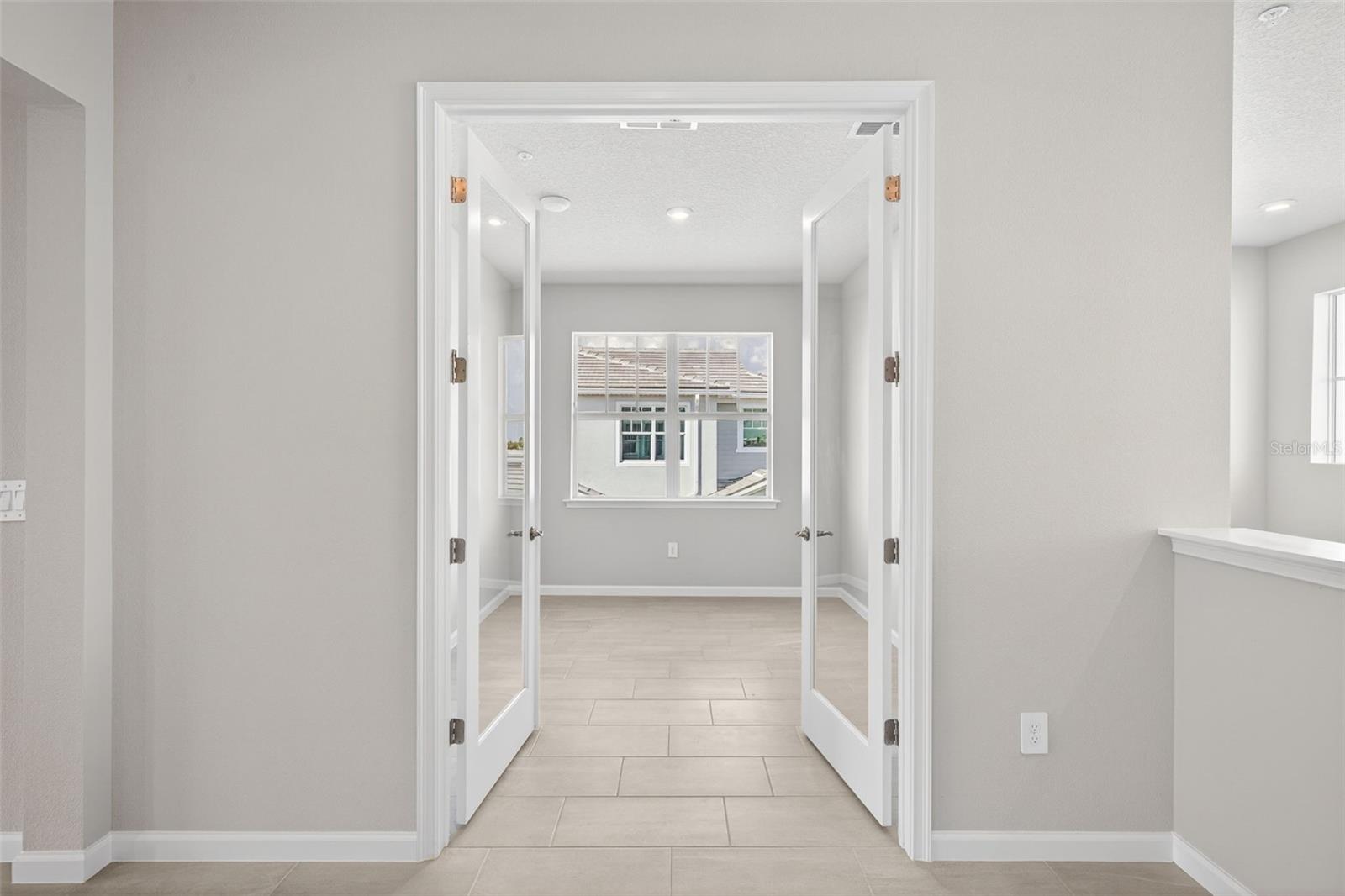 LAKESPUR AT WELLEN PARK - Residential