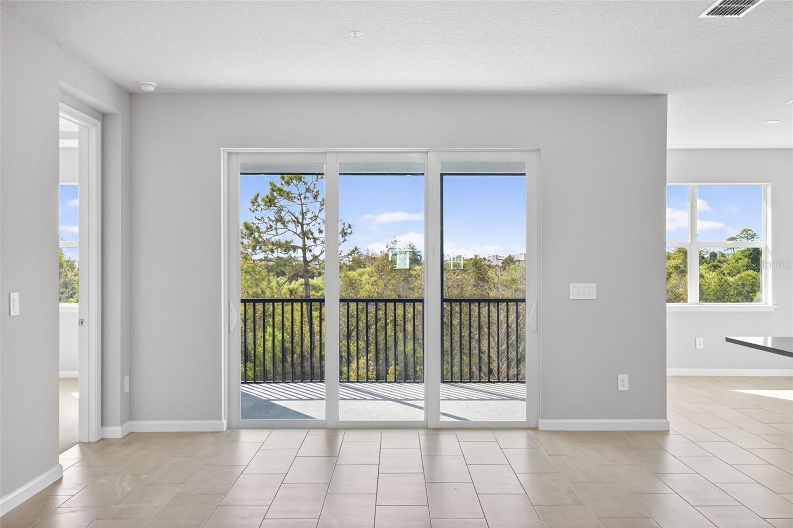 LAKESPUR AT WELLEN PARK - Residential