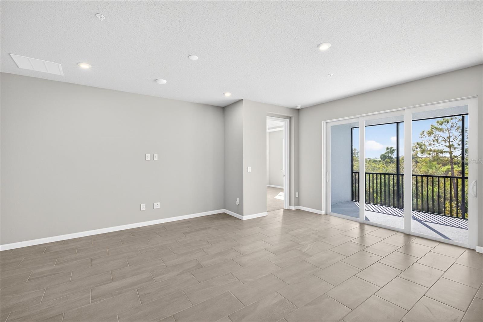 LAKESPUR AT WELLEN PARK - Residential