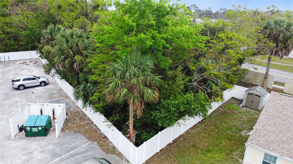 Photo of 210 Arbor Circle, Sanford, FL 32773 (MLS # O6388414)