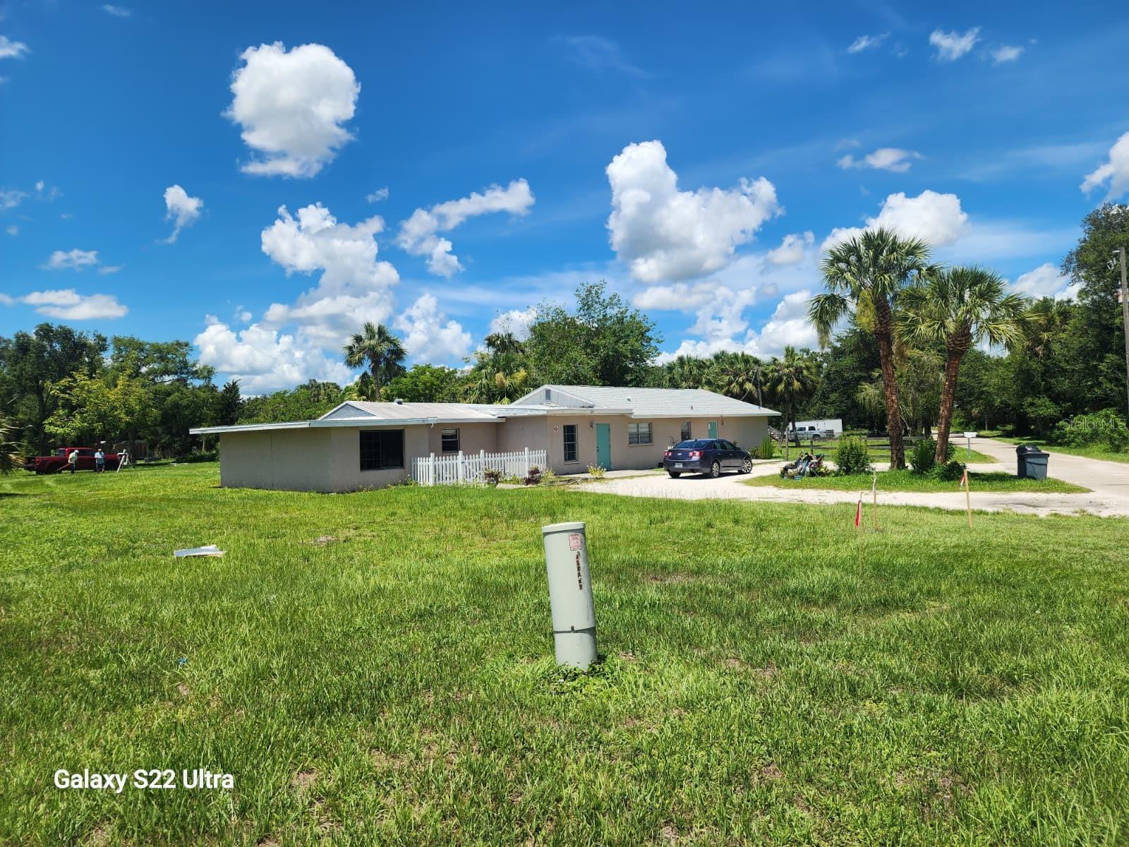 Welcome to 1821 Los Pinos Rd, Arcadia, FL – a cozy and secure 2-bedroom, 1-bathroom home perfect for anyone looking for peace, privacy, and a place to grow.
This home features a spacious, green backyard ideal for relaxing afternoons, playtime, or weekend gatherings. Nestled in a quiet and family-friendly area, it's a great environment to live and enjoy a slower pace of life with peace of mind.
Water is included in the rent, and move-in requires first month, last month, and a security deposit.
If you're looking for a comfortable home in a safe neighborhood, 1821 Los Pinos Rd is waiting for you.