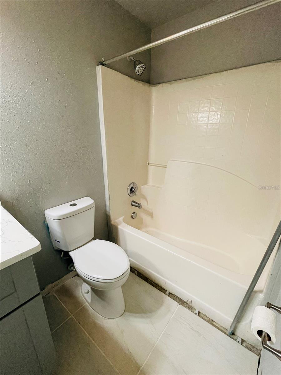 SILVER SPGS SHORES UN 17 - Residential