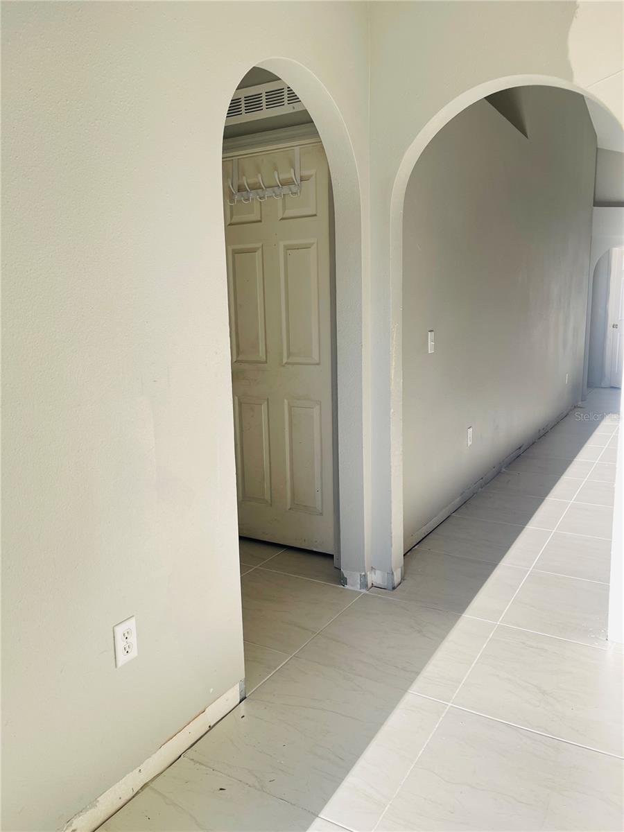 SILVER SPGS SHORES UN 17 - Residential