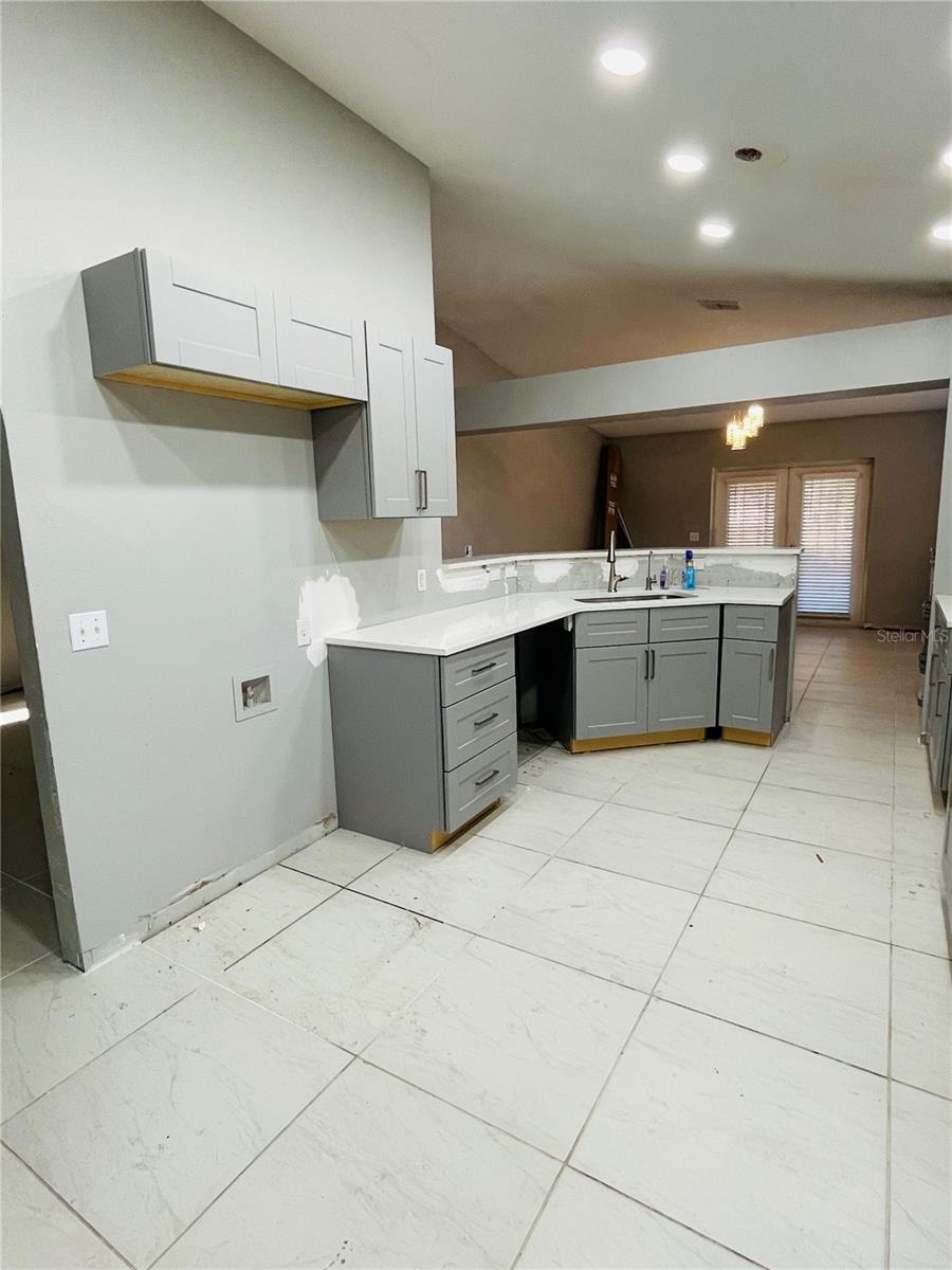 SILVER SPGS SHORES UN 17 - Residential