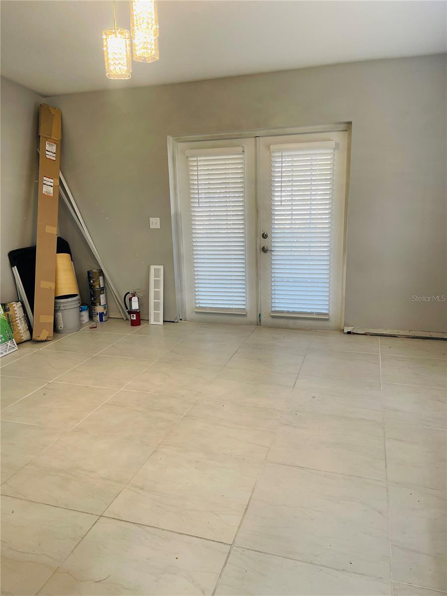 SILVER SPGS SHORES UN 17 - Residential