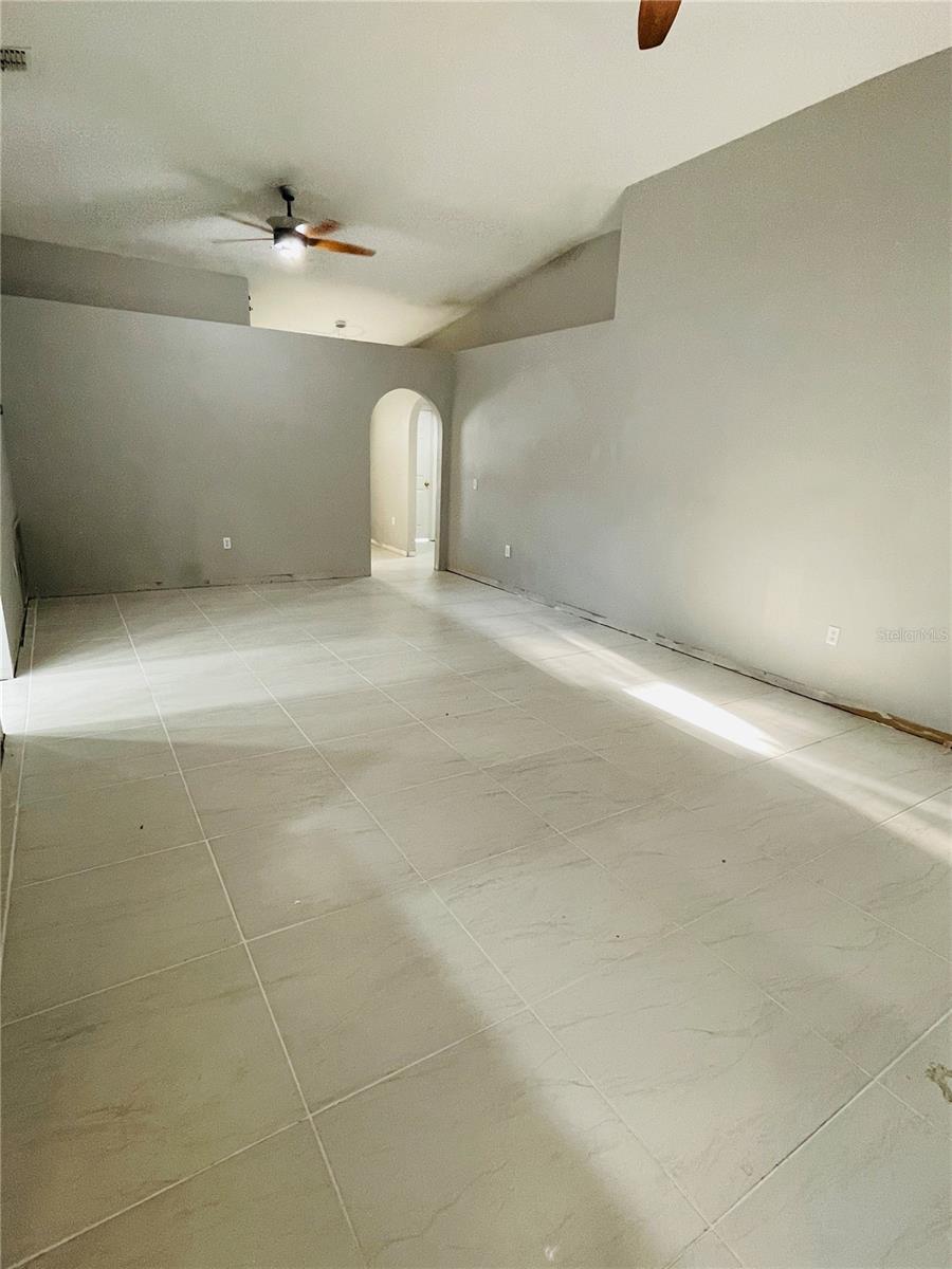 SILVER SPGS SHORES UN 17 - Residential