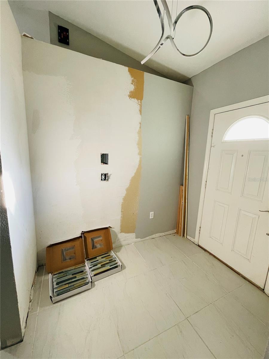 SILVER SPGS SHORES UN 17 - Residential