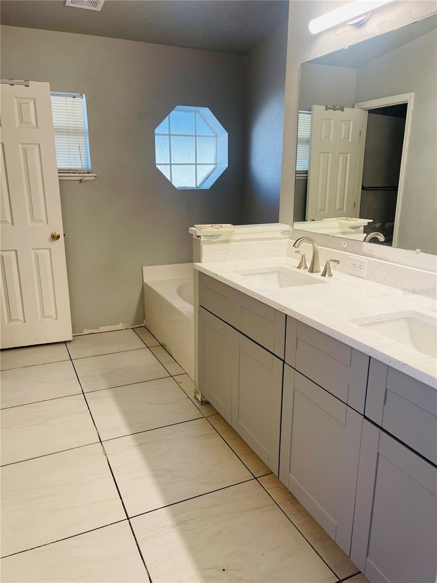 SILVER SPGS SHORES UN 17 - Residential