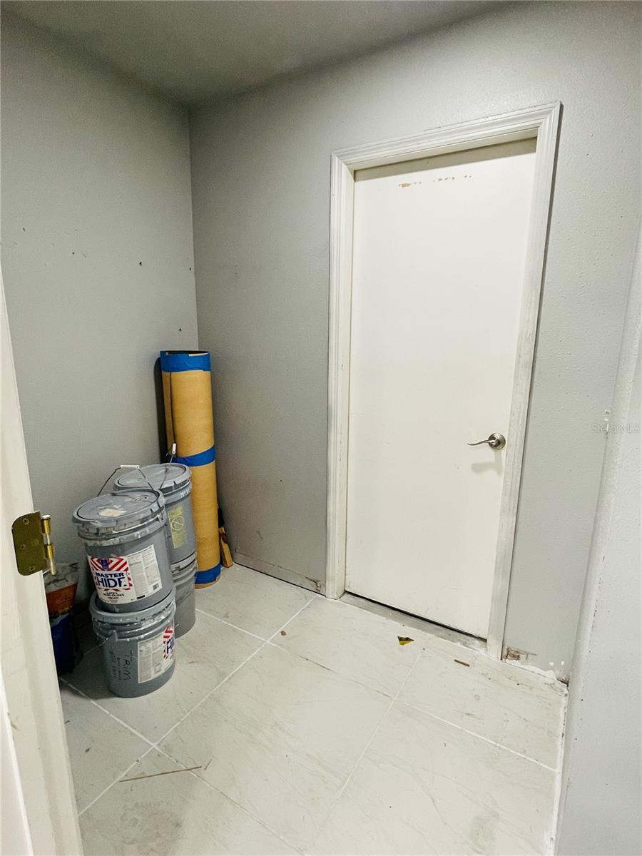 SILVER SPGS SHORES UN 17 - Residential