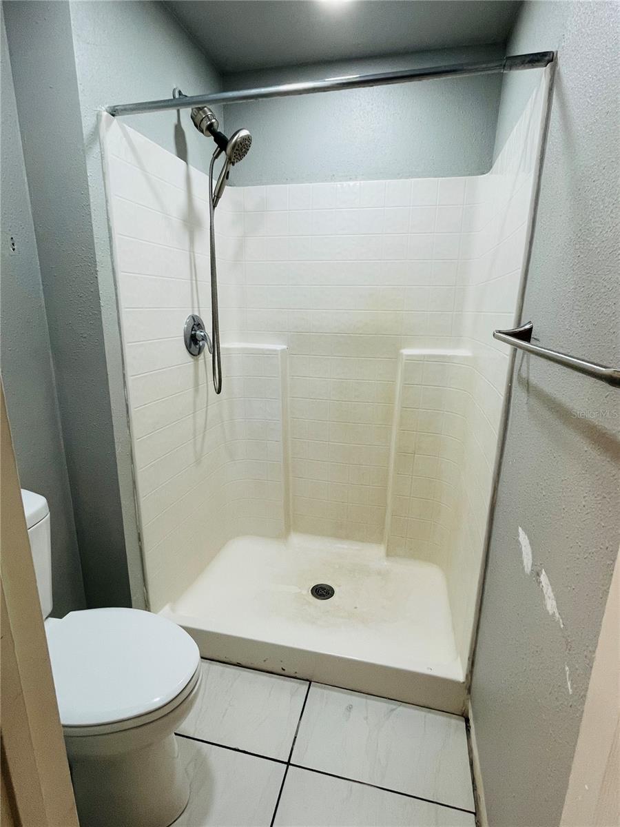 SILVER SPGS SHORES UN 17 - Residential