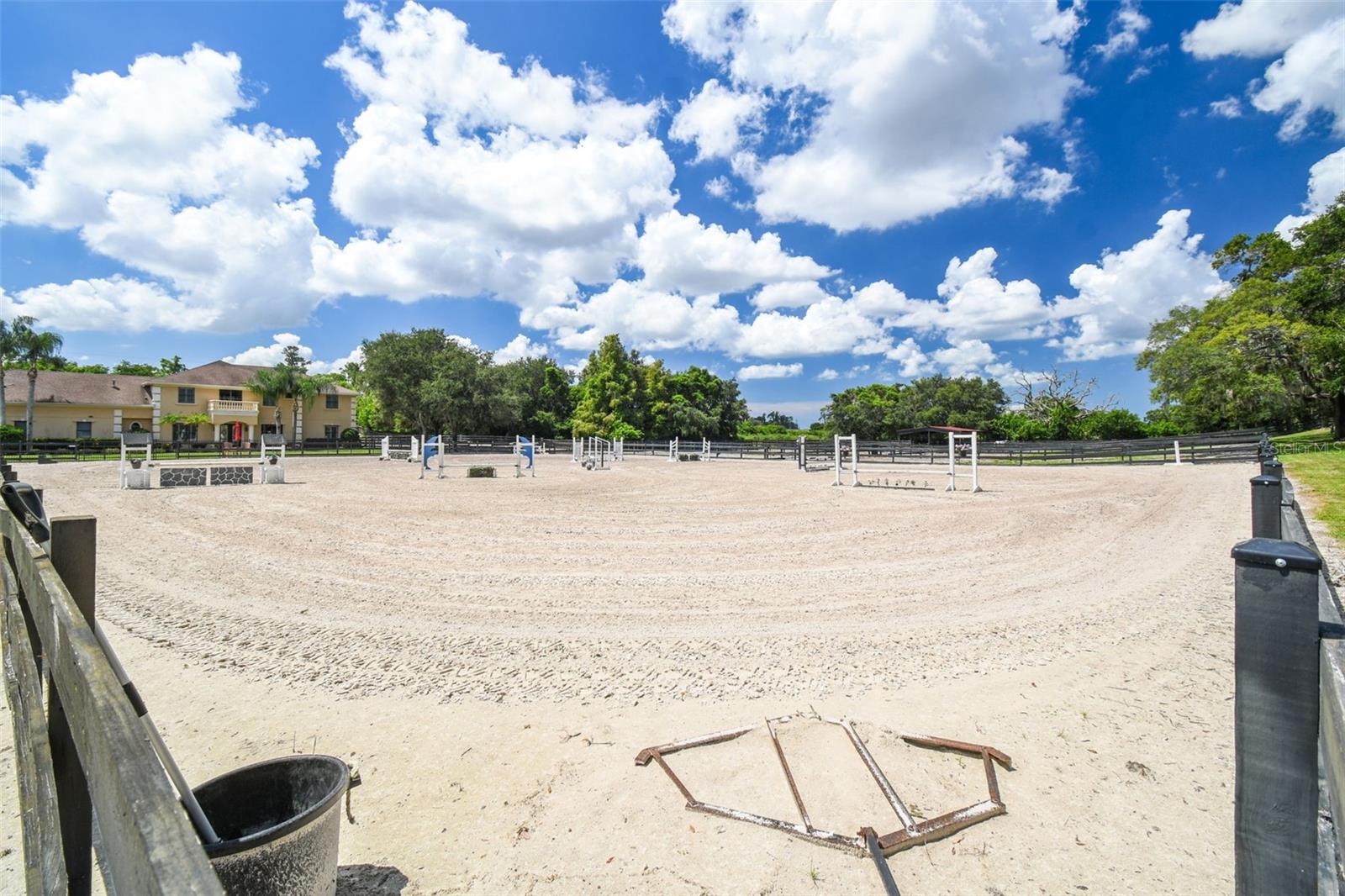 TAMPA & TARPON SPGS LAND CO - Residential