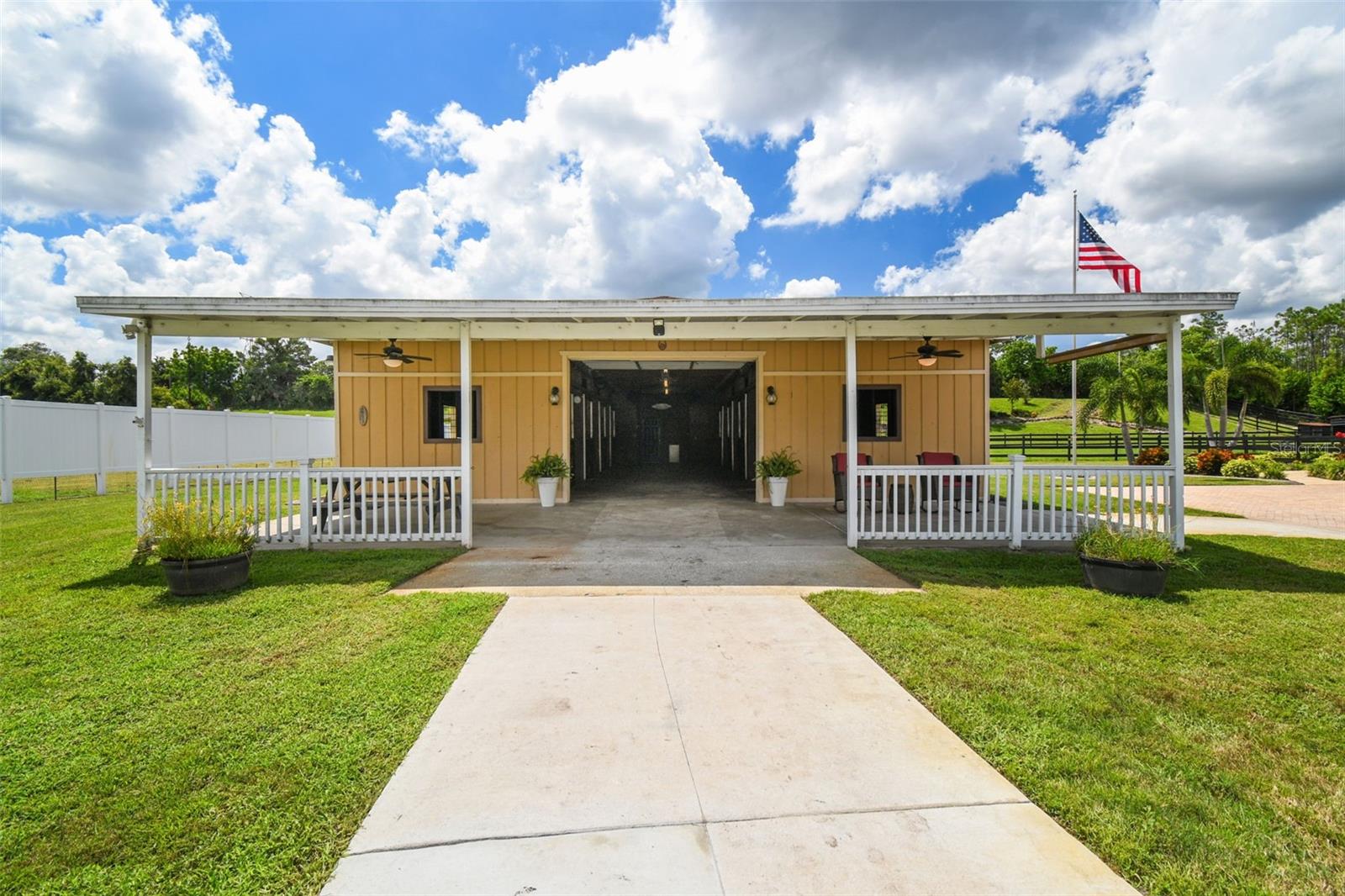 TAMPA & TARPON SPGS LAND CO - Residential