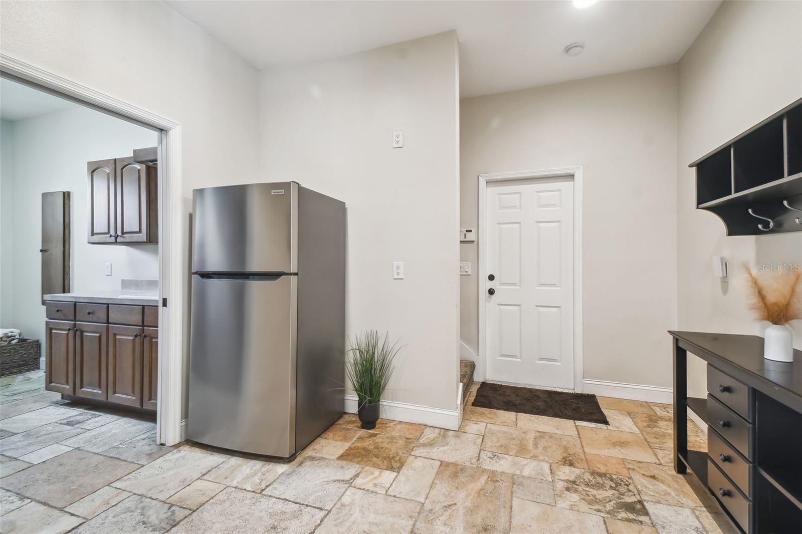 TAMPA & TARPON SPGS LAND CO - Residential