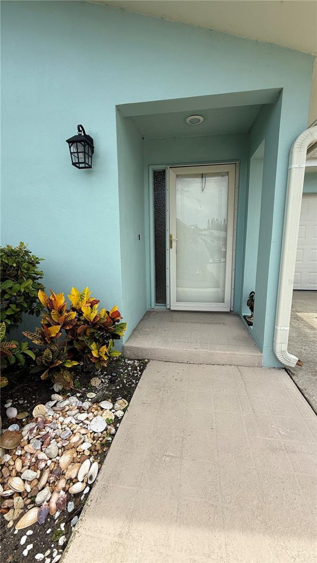 Photo of 2722 Sherbrooke Lane #D, Palm Harbor, FL 34684 (MLS # TB8404316)