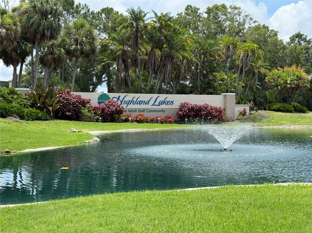 Photo of 2722 Sherbrooke Lane #D, Palm Harbor, FL 34684 (MLS # TB8404316)