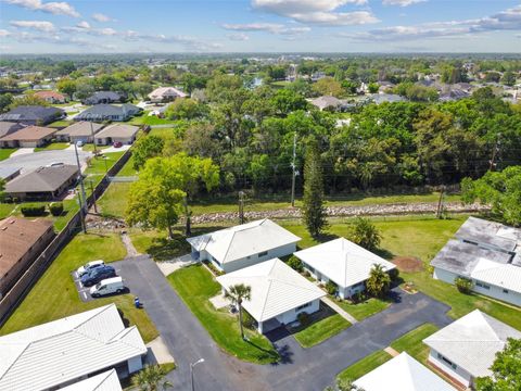 A home in LAKELAND