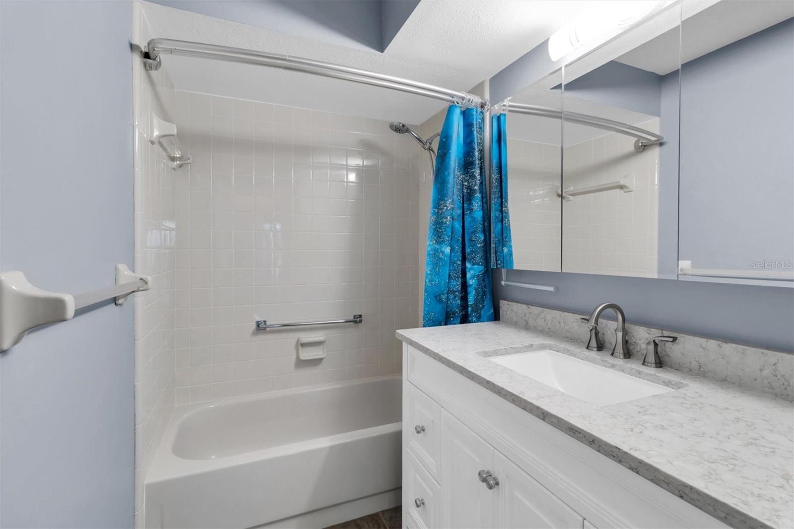 VICKSBURG VILLAGE CONDO - Residential