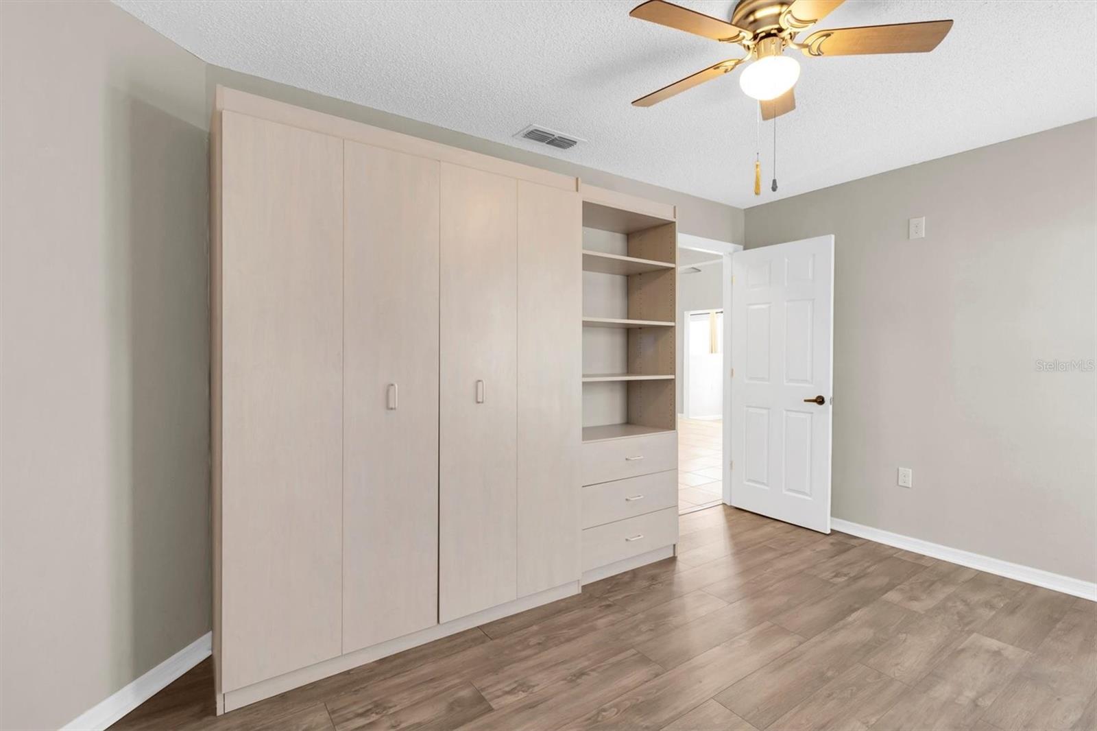 VICKSBURG VILLAGE CONDO - Residential